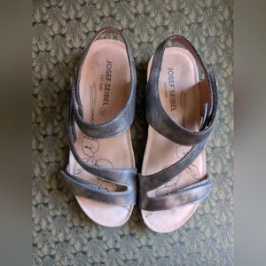 Josef Seibel Women's Charcoal Gray Leather Adjustable Strap Sandals